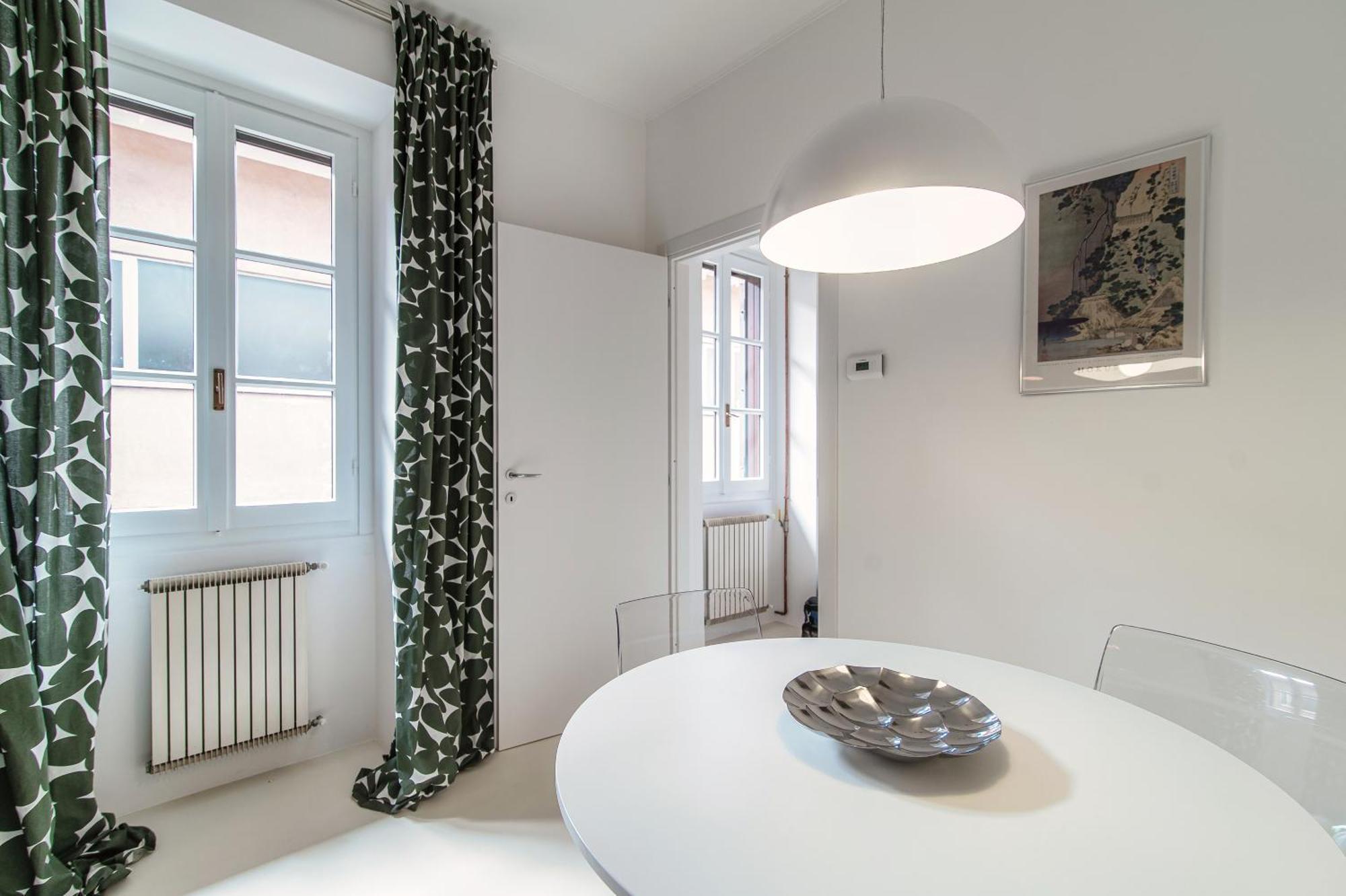 Giuliny Lovely Flat - The House Of Travelers Como Buitenkant foto